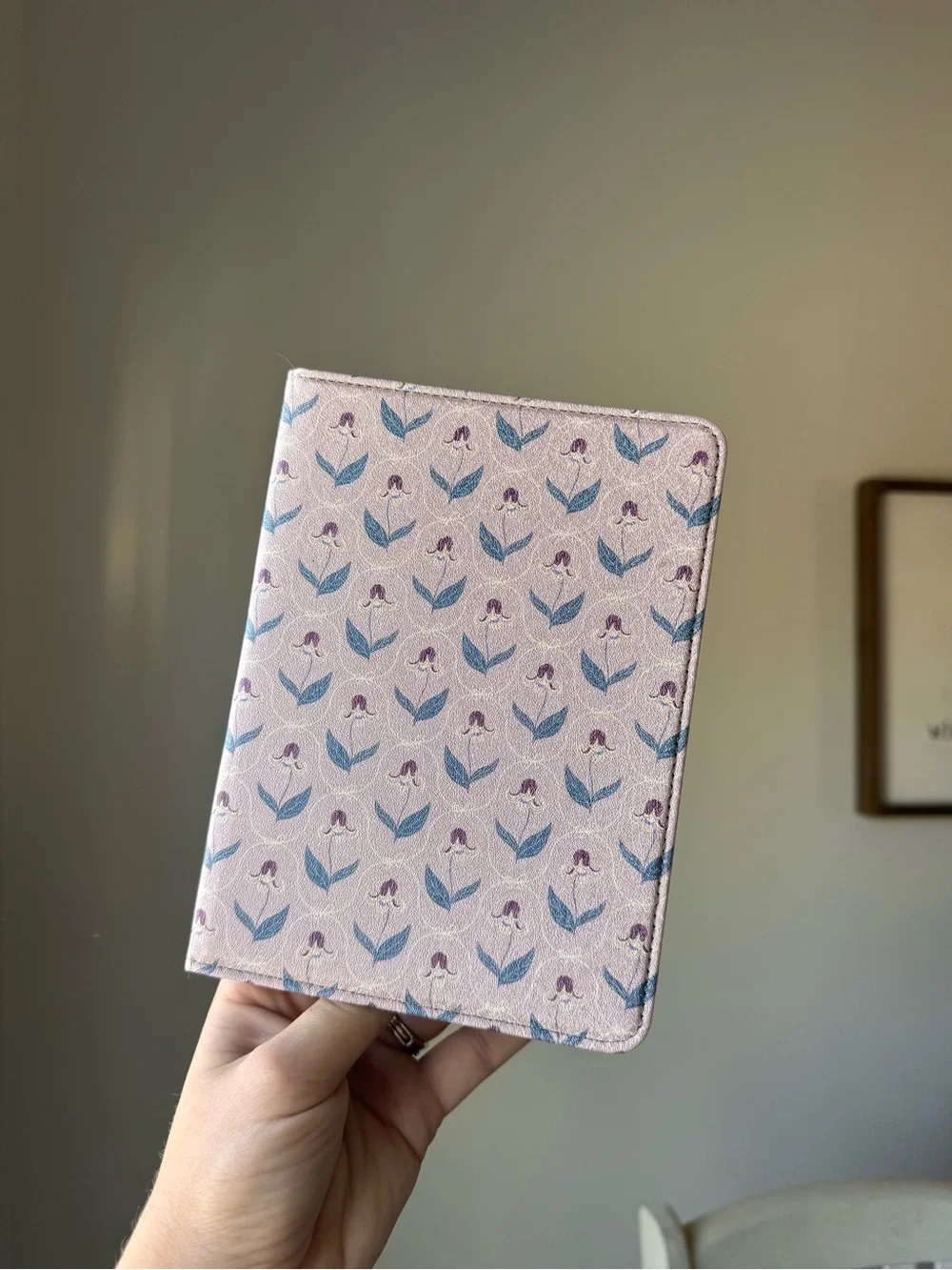 Kindle Case - Paperwhite 12th Gen & Colorsoft - Flower Girl - LashNextDoor